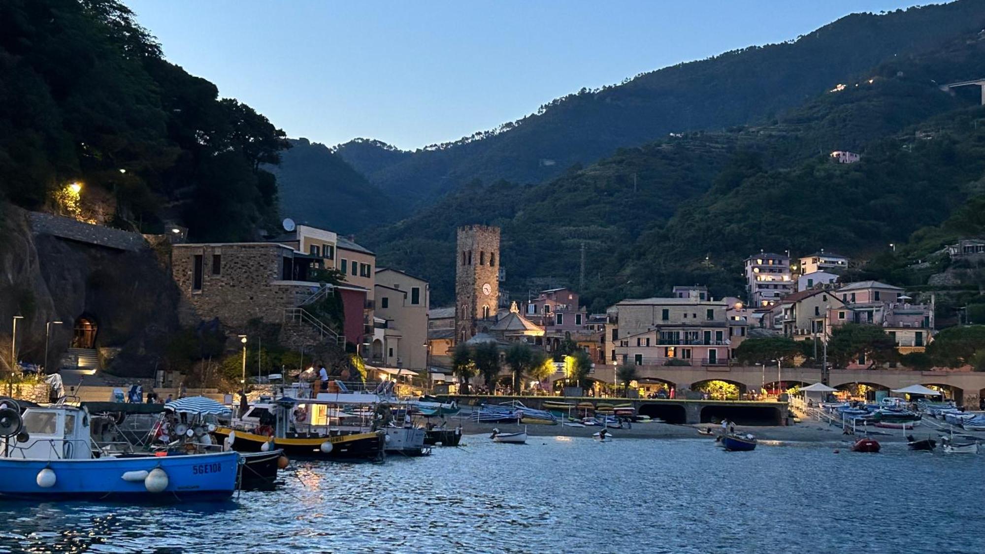 Apartment Basuetta Alle Cinque Terre Con Ac